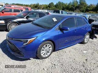 2024 Toyota Corolla Hatchback SE with VIN JTND4MBE3R3230872, listed as a Copart auction lot 76112324 with 6,882 mi miles and Salvage Title. Bid and sale history available at carsss.com. Image 1.