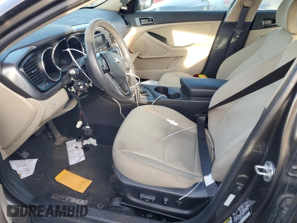 2010 BMW 3 Series 335i xDrive with VIN WBAPL3C5XAA407959, listed as a Copart auction lot 86538064 with 114,194 mi miles and Salvage title. Bid and sale history available at DreamBid. Image 7.