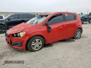 2012 Chevrolet Sonic LS z VIN 1G1JA6SH1C4204349, wystawiony jako Copart lot #59216845 z przebiegiem 132 207 mil mil oraz Czysty tytuł • Clean title. Historia ofert i sprzedaży dostępna na DreamBid. Obrazek 1.