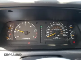 1995 Toyota Land Cruiser z VIN JT3DJ81W9S0112464, wystawiony jako Copart lot #49925395 z przebiegiem 215 698 mil mil oraz Czysty tytuł • Clean title. Historia ofert i sprzedaży dostępna na DreamBid. Obrazek 9.