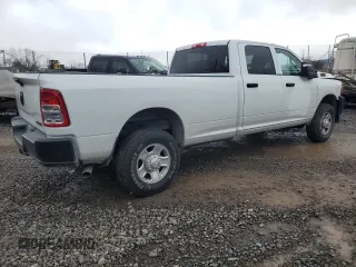 2024 Ram 2500 Tradesman with VIN 3C6UR5HJ5RG160943, listed as a Copart auction lot 84923294 with 3,282 mi miles and Salvage title. Bid and sale history available at DreamBid. Image 3.