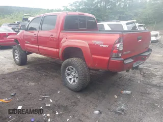 2013 Toyota Tacoma PreRunner z VIN 5TFJU4GN2DX037582, wystawiony jako IAAI lot #42285294 z przebiegiem 162 147 mil mil oraz . Historia ofert i sprzedaży dostępna na DreamBid. Obrazek 3.