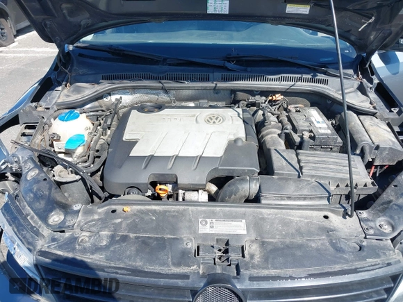 2011 Volkswagen Jetta TDI with VIN 3VWLL7AJ9BM117397, listed as a IAAI auction lot 41993733 with 130,226 mi miles and . Bid and sale history available at DreamBid. Image 10.