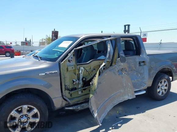 2013 Ford F-150 XL with VIN 1FTFW1CF2DKF20421, listed as a IAAI auction lot 42410211 with 112,970 mi miles and . Bid and sale history available at DreamBid. Image 6.