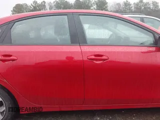 2021 Kia Forte LXS z VIN 3KPF24AD7ME330860, wystawiony jako IAAI lot #41558265 z przebiegiem 100 409 mil mil oraz . Historia ofert i sprzedaży dostępna na DreamBid. Obrazek 14.