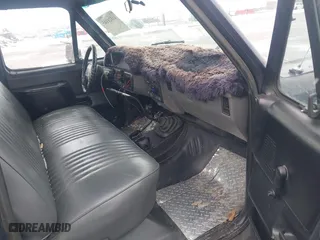 1988 Ford Pickup with VIN 1FTEF14Y3JKB65847, listed as a IAAI auction lot 41621145 with 53,993 mi miles. Bid and sale history available at carsss.com. Image 5.