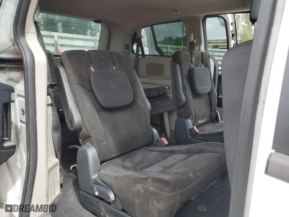 2018 Dodge Grand Caravan SE with VIN 2C4RDGBG4JR176894, listed as a Copart auction lot 51981155 with 125,700 mi miles and Salvage Title. Bid and sale history available at carsss.com. Image 11.