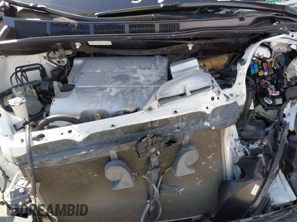 2015 Toyota Sienna SE with VIN 5TDXK3DC4FS678965, listed as a IAAI auction lot 40817635 with 147,027 mi miles. Bid and sale history available at carsss.com. Image 10.