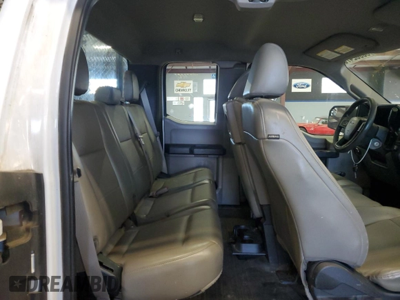 2016 Ford F-150 XL with VIN 1FTEX1CP5GKF76827, listed as a Copart auction lot 50952475 with 207,356 mi miles and Clean Title. Bid and sale history available at carsss.com. Image 10.