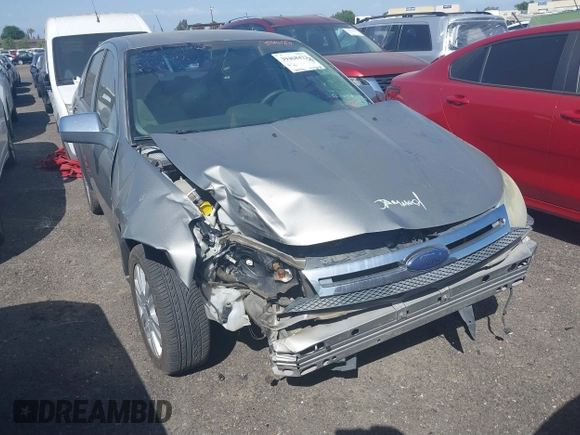 2008 Ford Focus SE with VIN 1FAHP35N88W242103, listed as a IAAI auction lot 39468422 with 169,911 mi miles. Bid and sale history available at carsss.com. Image 6.