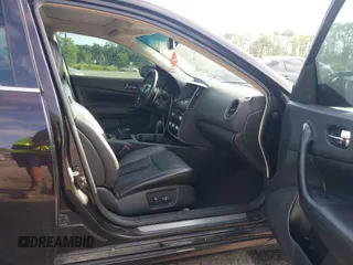 2014 Nissan Maxima S z VIN 1N4AA5AP7EC474825, wystawiony jako IAAI lot #42632041 z przebiegiem 89 627 mil mil oraz . Historia ofert i sprzedaży dostępna na DreamBid. Obrazek 5.
