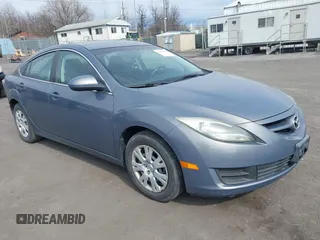 2011 Mazda Mazda6 i Sport with VIN 1YVHZ8BH3B5M07854, listed as a IAAI auction lot 41780621 with 175,036 mi miles. Bid and sale history available at carsss.com. Image 1.