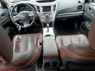 2014 Subaru Outback Limited z VIN 4S4BRCPC9E3267333, wystawiony jako Copart lot #58093775 z przebiegiem 160 405 mil mil oraz Szkoda całkowita • Salvage title. Historia ofert i sprzedaży dostępna na DreamBid. Obrazek 8.