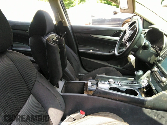 2017 Nissan Maxima SV z VIN 1N4AA6AP7HC424842, wystawiony jako IAAI lot #42452522 z przebiegiem 181 327 mil mil oraz . Historia ofert i sprzedaży dostępna na DreamBid. Obrazek 5.