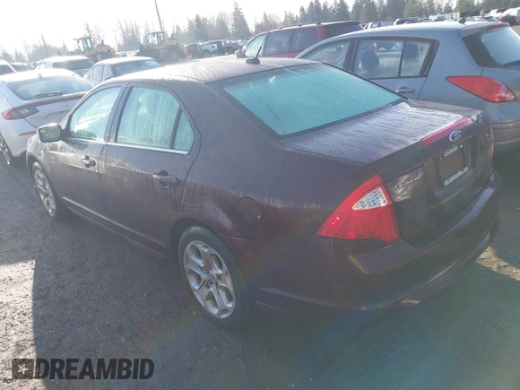 2011 Ford Fusion SE with VIN 3FAHP0HA7BR212169, listed as a IAAI auction lot 41838027 with 110,964 mi miles. Bid and sale history available at carsss.com. Image 3.