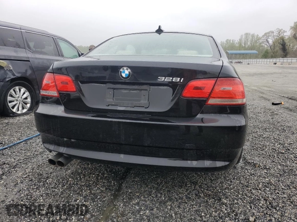 2008 BMW 3 Series 328i with VIN WBAWB33518P133931, listed as a Copart auction lot 51657885 with 187,247 mi miles and Salvage title. Bid and sale history available at DreamBid. Image 6.