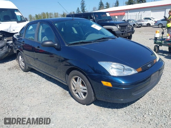 2002 Ford Focus SE with VIN 1FAFP34302W167735, listed as a IAAI auction lot 42056931 with 303,295 mi miles and . Bid and sale history available at carsss.com. Image 1.