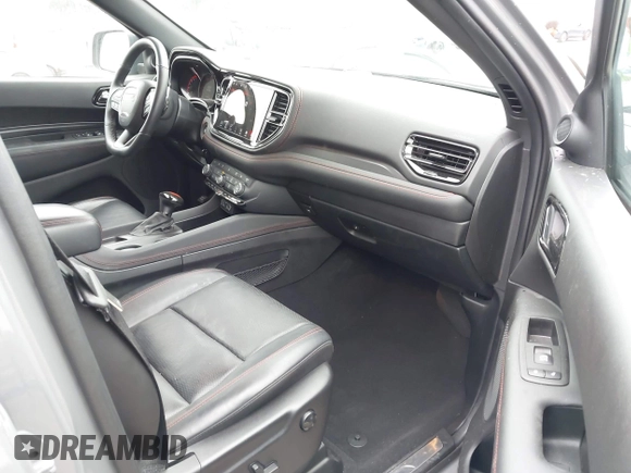 2023 Dodge Durango GT Plus z VIN 1C4RDHDG5PC675336, wystawiony jako IAAI lot #42277960 z przebiegiem 7 673 mil mil oraz . Historia ofert i sprzedaży dostępna na DreamBid. Obrazek 5.