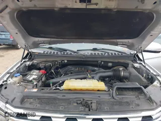 2018 Ford Expedition Limited with VIN 1FMJU1KT6JEA24440, listed as a IAAI auction lot 41706560 with 129,180 mi miles. Bid and sale history available at carsss.com. Image 10.