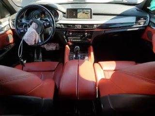2018 BMW X6 xDrive35i z VIN 5UXKU2C52J0X51407, wystawiony jako Copart lot #54449325 z przebiegiem 125 767 mil mil oraz Szkoda całkowita • Salvage title. Historia ofert i sprzedaży dostępna na DreamBid. Obrazek 8.