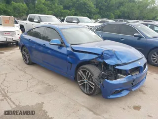 2019 BMW 4 Series 440i with VIN WBA4J5C5XKBM66154, listed as a IAAI auction lot 42061381 with 41,926 mi miles. Bid and sale history available at carsss.com. Image 1.