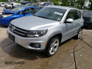 2016 Volkswagen Tiguan SE with VIN WVGBV7AX5GW060549, listed as a Copart auction lot 54997694 with 81,567 mi miles and Salvage Title. Bid and sale history available at DreamBid. Image 1.