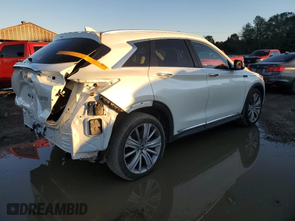 2021 Infiniti QX50 SENSORY with VIN 3PCAJ5CB4MF114697, listed as a Copart auction lot 80220814 with 19,372 mi miles and Salvage Title. Bid and sale history available at carsss.com. Image 3.