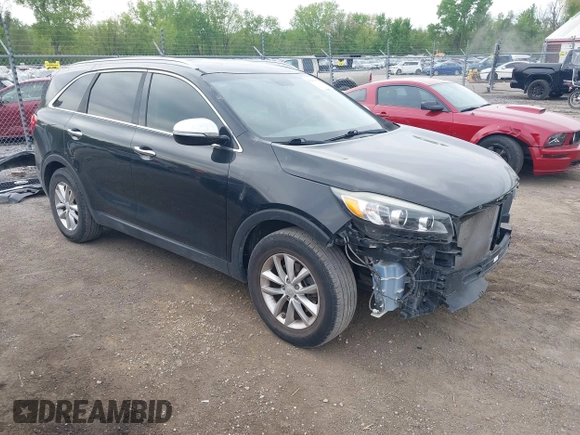 2018 Kia Sorento LX with VIN 5XYPG4A51JG352947, listed as a IAAI auction lot 42201063 with 111,431 mi miles and . Bid and sale history available at DreamBid. Image 1.