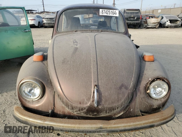 1972 Volkswagen Beetle with VIN 1122600406, listed as a Copart auction lot 87425164 with 104,925 mi miles and Clean Title. Bid and sale history available at DreamBid. Image 5.