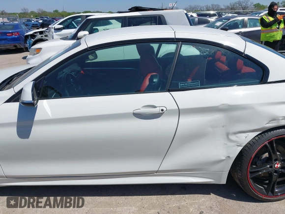 2015 BMW 4 Series 428i z VIN WBA3V7C52FP771779, wystawiony jako IAAI lot #41953647 z przebiegiem 66 003 mil mil oraz . Historia ofert i sprzedaży dostępna na DreamBid. Obrazek 14.