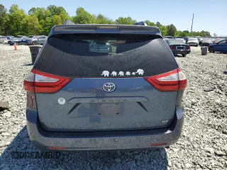 2015 Toyota Sienna XLE with VIN 5TDYK3DCXFS676402, listed as a Copart auction lot 54733845 with 173,044 mi miles and Salvage Title. Bid and sale history available at DreamBid. Image 6.