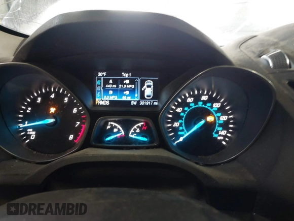 2014 Ford Escape Titanium with VIN 1FMCU9J90EUC31625, listed as a IAAI auction lot 41492075 with 301,917 mi miles and . Bid and sale history available at DreamBid. Image 7.