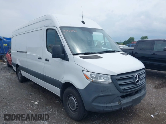 2020 Mercedes-Benz Sprinter Cargo Cargo with VIN W1Y40CHYXLT034958, listed as a IAAI auction lot 39915952 with 182,384 mi miles and . Bid and sale history available at carsss.com. Image 1.