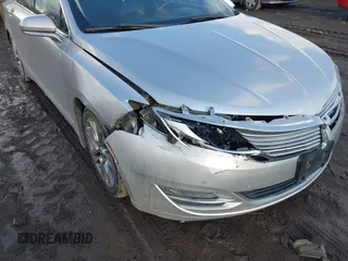 2013 Lincoln MKZ with VIN 3LN6L2JK4DR806860, listed as a IAAI auction lot 41448081 with 159,665 mi miles. Bid and sale history available at carsss.com. Image 6.