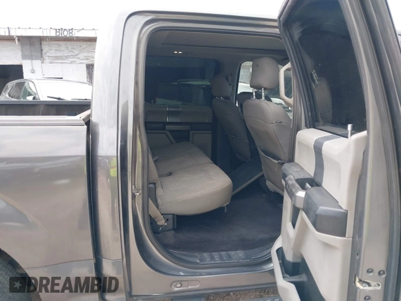 2016 Ford F-150 XL with VIN 1FTEW1CF5GKD74709, listed as a IAAI auction lot 41953994 with 199,231 mi miles and . Bid and sale history available at carsss.com. Image 8.