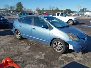 2008 Toyota Prius with VIN JTDKB20U487698357, listed as a IAAI auction lot 41591814 with 327,776 mi miles. Bid and sale history available at carsss.com. Image 1.