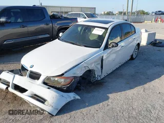 2007 BMW 3 Series 328i with VIN WBAVA33557P141317, listed as a IAAI auction lot 42053206 with 1 mi miles. Bid and sale history available at carsss.com. Image 16.