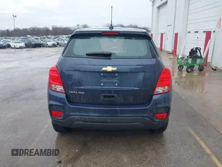 2019 Chevrolet Trax LS with VIN 3GNCJNSB9KL184972, listed as a IAAI auction lot 41724874 with 112,114 mi miles. Bid and sale history available at carsss.com. Image 16.