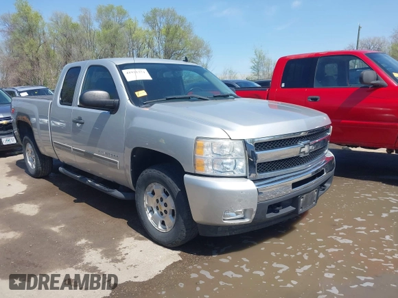 2011 Chevrolet Silverado 1500 LT with VIN 1GCRKSE39BZ388702, listed as a IAAI auction lot 41921374 with 124,322 mi miles and . Bid and sale history available at DreamBid. Image 1.