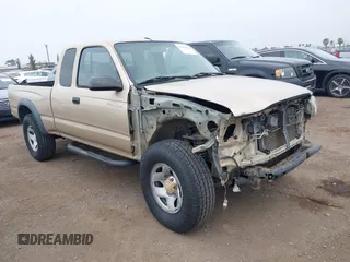 2002 Toyota Tacoma PreRunner z VIN 5TESN92N62Z050332, wystawiony jako IAAI lot #42458812 z przebiegiem 147 802 mil mil oraz . Historia ofert i sprzedaży dostępna na DreamBid. Obrazek 1.
