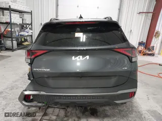 2023 Kia Sportage Plug-In Hybrid X-Line with VIN KNDPYDAH5P7114113, listed as a IAAI auction lot 41346065 with 5,625 mi miles. Bid and sale history available at carsss.com. Image 16.