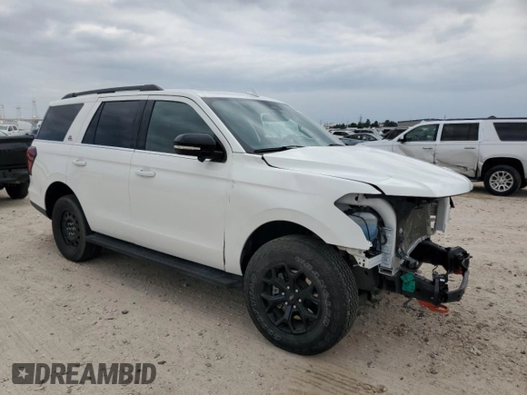 2022 Ford Expedition Timberline with VIN 1FMJU1RT0NEA35624, listed as a Copart auction lot 53446605 with 31,530 mi miles and Salvage Title. Bid and sale history available at carsss.com. Image 4.
