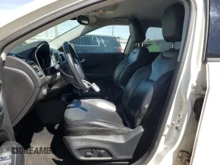 2018 Jeep Compass Limited with VIN 3C4NJCCB4JT406675, listed as a Copart auction lot 48693095 with 101,571 mi miles and Salvage Title. Bid and sale history available at carsss.com. Image 7.