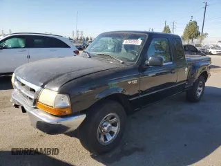 2000 Ford Ranger XL z VIN 1FTYR14V8YPA45694, wystawiony jako Copart lot #62358985 z przebiegiem 207 930 mil mil oraz Szkoda całkowita • Salvage title. Historia ofert i sprzedaży dostępna na DreamBid. Obrazek 1.