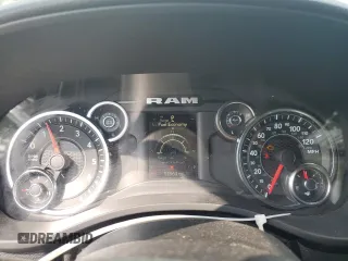 2022 Ram 1500 Big Horn z VIN 1C6SRFBT6NN159941, wystawiony jako Copart lot #59280195 z przebiegiem 52 864 mil mil oraz Szkoda całkowita • Salvage title. Historia ofert i sprzedaży dostępna na DreamBid. Obrazek 9.