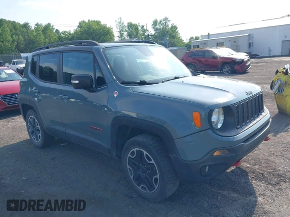 2016 Jeep Renegade Trailhawk z VIN ZACCJBCT8GPC66771, wystawiony jako IAAI lot #42666893 z przebiegiem 69 989 mil mil oraz . Historia ofert i sprzedaży dostępna na DreamBid. Obrazek 1.