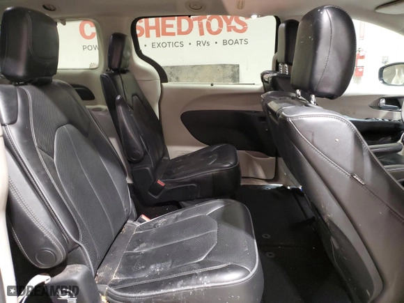 2017 Chrysler Pacifica Limited with VIN 2C4RC1GG2HR762674, listed as a Copart auction lot 45568865 with 169,504 mi miles and Salvage Title. Bid and sale history available at carsss.com. Image 11.