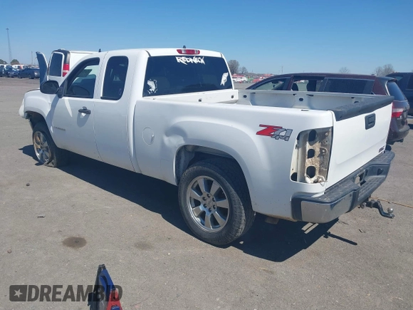 2009 GMC Sierra 1500 SLE with VIN 1GTEK29089Z267703, listed as a IAAI auction lot 41811975 with 250,825 mi miles and . Bid and sale history available at DreamBid. Image 3.