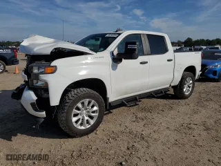 2021 Chevrolet Silverado 1500 Custom with VIN 3GCUYBEF9MG361005, listed as a Copart auction lot 84162054 with 56,065 mi miles and Salvage Title. Bid and sale history available at carsss.com. Image 1.