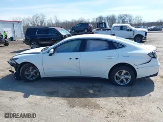 2021 Hyundai Sonata SE with VIN 5NPEG4JA9MH117889, listed as a IAAI auction lot 41931127 with 25,730 mi miles. Bid and sale history available at carsss.com. Image 14.
